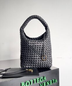 Replica Bottega Veneta BV Small Cabat Bucket Intreccio leather Bag 753