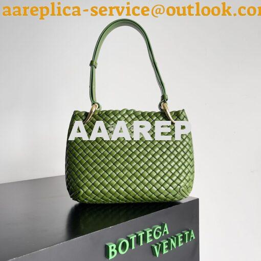 Replica Bottega Veneta BV Small Clicker Shoulder Bag in Avocado Padded