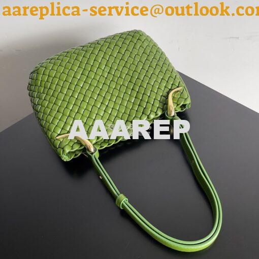 Replica Bottega Veneta BV Small Clicker Shoulder Bag in Avocado Padded 3