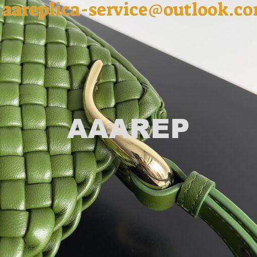 Replica Bottega Veneta BV Small Clicker Shoulder Bag in Avocado Padded 5