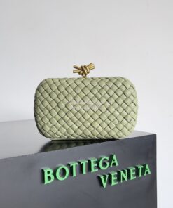 Replica Bottega Veneta BV Knot Minaudière clutch soft padded Intreccio