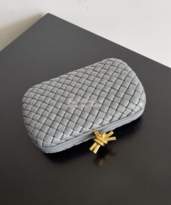 Replica Bottega Veneta BV Knot Minaudière clutch soft padded Intreccio 2