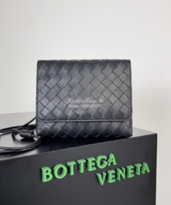 Replica Bottega Veneta BV Mini Intrecciato Cross-Body Bag Lambskin 741