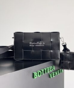 Replica Bottega Veneta BV Cassette With Versatile Strap Shiny Calfskin