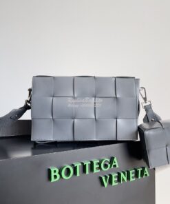 Replica Bottega Veneta BV Cassette With Versatile Strap Lambskin 74177