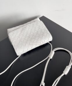 Replica Bottega Veneta BV Mini Intrecciato Cross-Body Bag Lambskin 741 2