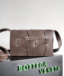 Replica Bottega Veneta BV Cassette Wave Checked Calfskin 755161 Light