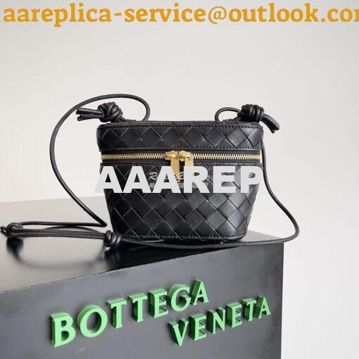 Replica Bottega Veneta BV Mini Intrecciato Vanity Case with Cross-Body