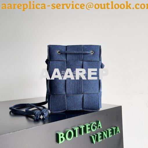 Replica Bottega Veneta BV Blue Small Cassette Denim Cross-Body Bucket