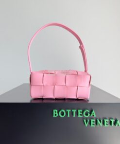 Replica Bottega Veneta BV Small Brick Cassette Bag 729166 lady pink