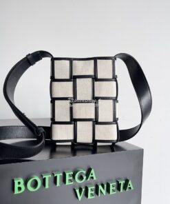 Replica Bottega Veneta BV Cassette Phone Pouch 742996 Natural