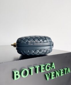 Replica Bottega Veneta BV Knot Minaudière clutch soft padded Intreccio 2