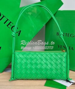 Replica Bottega Veneta BV Pouch On Strap 701025 Parakeet