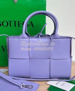 Replica Bottega Veneta BV Mini Arco Tote Bag Mini Intreccio Lambskin L