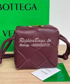 Replica Bottega Veneta BV Mini Cassette Camera Bag 701915 Bordeaux