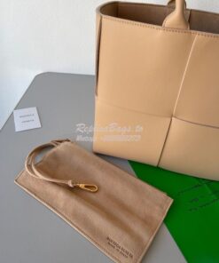 Replica Bottega Veneta BV Arco Tote Small / Medium Intrecciato Lambski 2