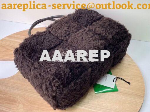 Replica Bottega Veneta BV Arco Tote Small Intreccio Shearling Tote Bag 5