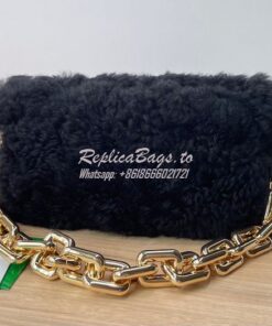 Replica Bottega Veneta BV Chain Pouch Shearling Clutch With Chain 6202 2