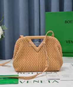 Replica Bottega Veneta BV Point Losange Quilted Leather Top Handle Bag