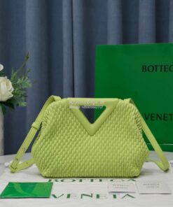 Replica Bottega Veneta BV Point Losange Quilted Leather Top Handle Bag 2