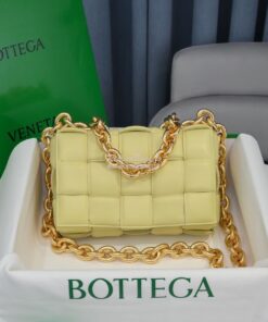 Replica  Bottega Veneta BV The Chain Cassette 631421 Ice Cream