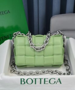 Replica  Bottega Veneta BV The Chain Cassette 631421 Pistachio