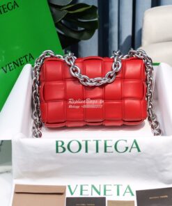 Replica  Bottega Veneta BV The Chain Cassette 631421 Red