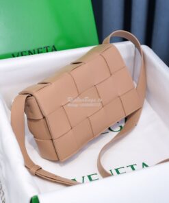 Replica Bottega Veneta BV Cassette Bag in Maxi Intreccio Bag 578004 Al 2