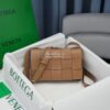 Replica Bottega Veneta BV Cassette Bag in Maxi Intreccio Bag 578004 Pi 10