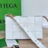 Replica Bottega Veneta BV Cassette Intrecciato Grained Leather Bag 666 11