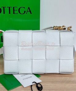 Replica Bottega Veneta BV Cassette Intrecciato Grained Leather Bag 666 2