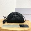 Replica Bottega Veneta BV The Pouch 20 Intrecciato 585852 Red 11