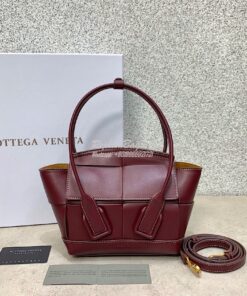 Replica Bottega Veneta BV Mini Arco 29 Bag In French Calf 600606 Borde