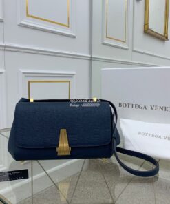 Replica Bottega Veneta BV Small Angle Bag in Palmellato 592139 Blue