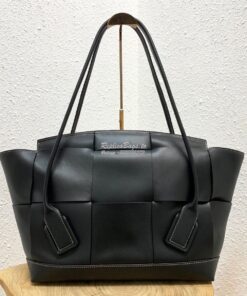 Replica Bottega Veneta BV Arco 56 Bag In French Calf 573400 Black 2