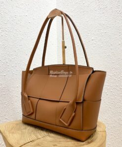 Replica Bottega Veneta BV Arco 48 Bag In French Calf 575941 Brown 2