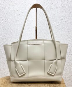 Replica Bottega Veneta BV Arco 48 Bag In French Calf 575941 White 2