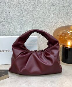 Replica Bottega Veneta BV Small The Shoulder Pouch in Supple Calfskin