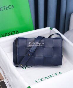 Replica Bottega Veneta BV Cassette Bag in Maxi Intreccio Bag 578004 De