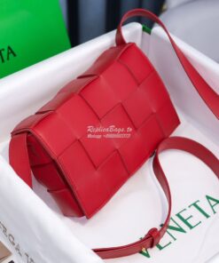 Replica Bottega Veneta BV Cassette Bag in Maxi Intreccio Bag 578004 Re 2