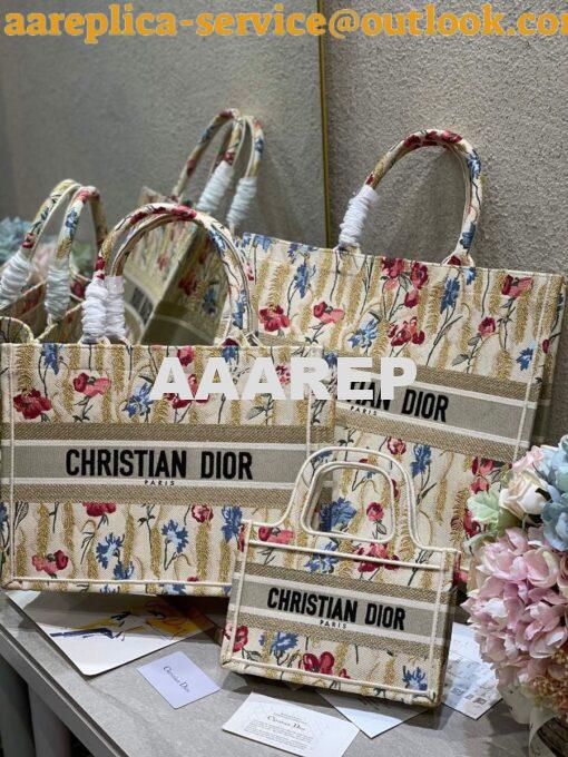 Replica Dior Book Tote M1286 Beige Multicolor Dior Hibiscus Metallic T