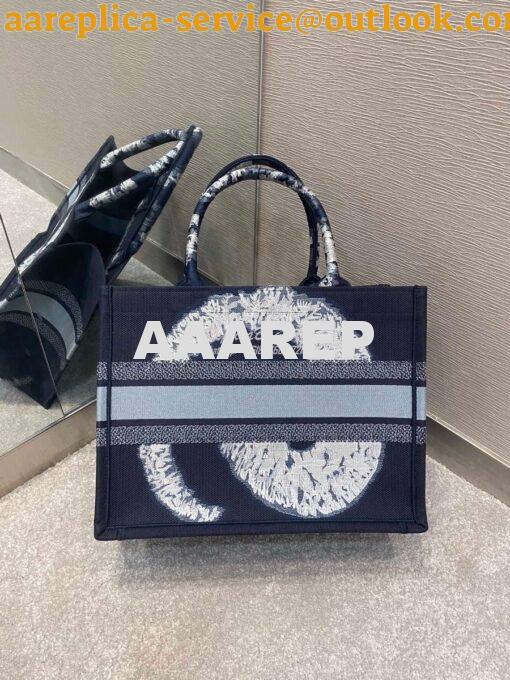 Replica Dior Book Tote bag Embroidered Canvas with Blue Multicolour Ti 15