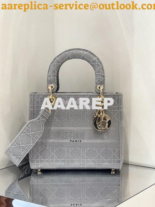 Replica Dior Medium Grey Lady D-lite Embroidered Cannage Bag M0565