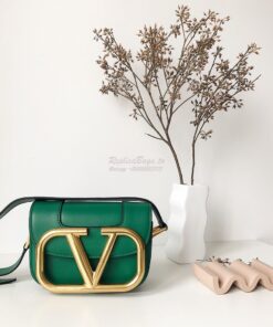 Replica Valentino Supervee Crossbody Calfskin Bag VW2B0G09 Green 2