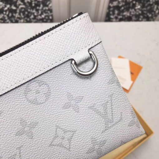 Replica Louis Vuitton Discovery Pochette Taigarama Antarctica M30279 BLV1060 5