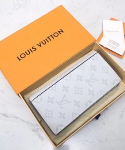 Replica Louis Vuitton Brazza Wallet Taigarama Antarctica M30298 BLV1063 2