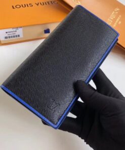 Replica Louis Vuitton Brazza Wallet Taiga Leather M30558 BLV1083 2