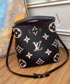 Replica Louis Vuitton NeoNoe MM Bag In Black Leather M45497 BLV672 2