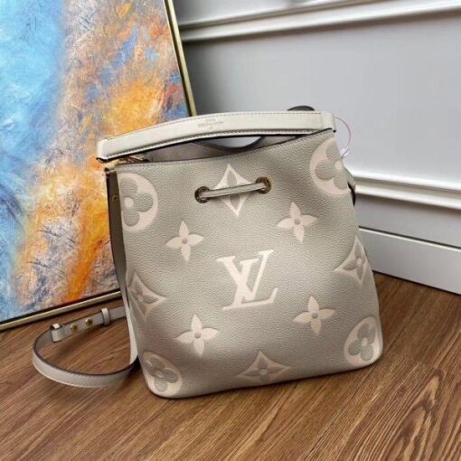 Replica Louis Vuitton NeoNoe MM Bag In Tourterelle Gray Leather M45555 BLV670 5