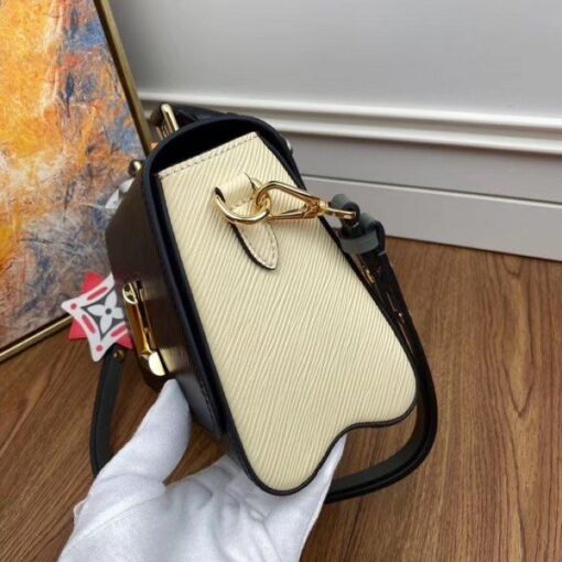 Replica Louis Vuitton LV Crafty Twist MM Bag M56780 BLV176 5